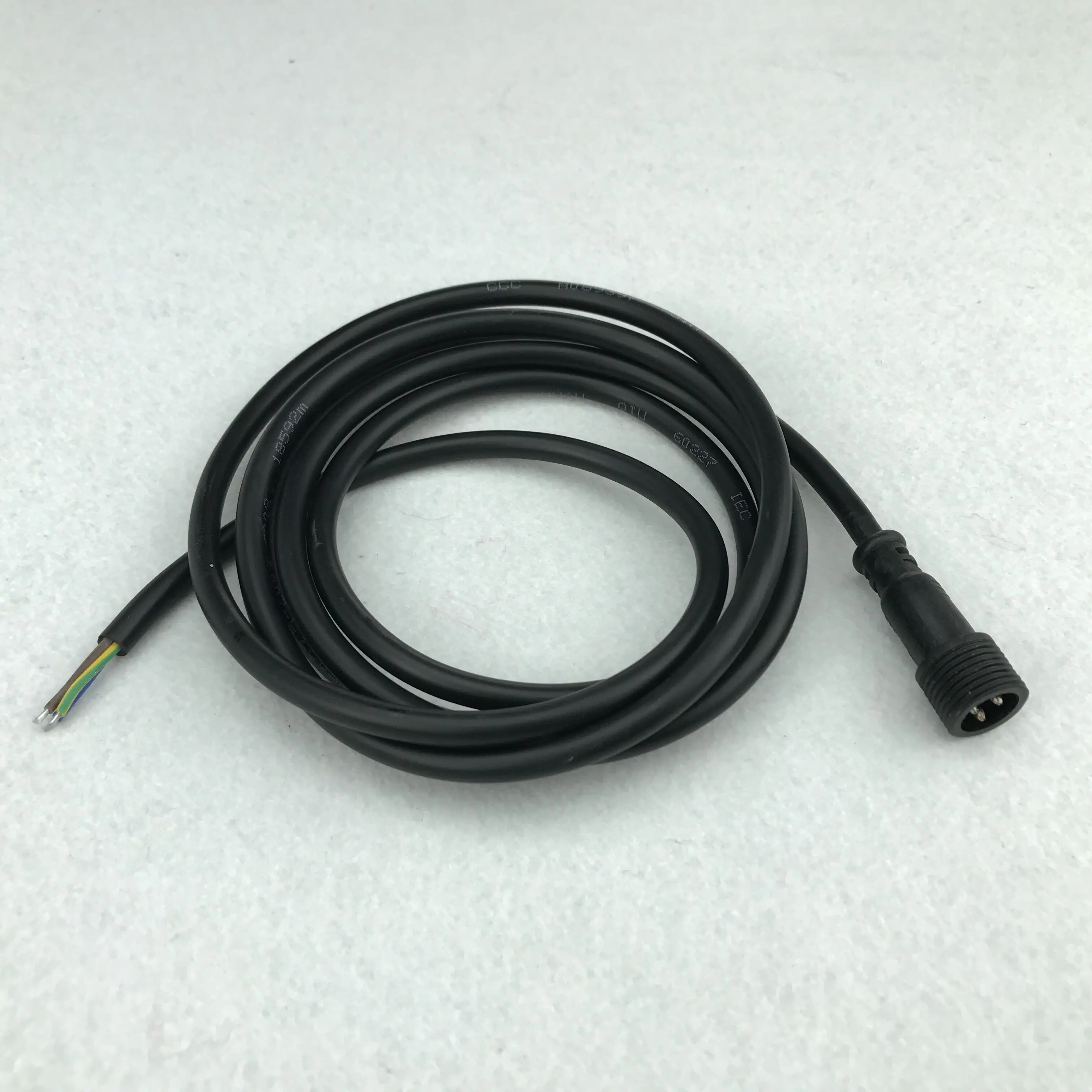 

xConnect type BLACK round 18AWG 3 core waterproof male connector;2m long
