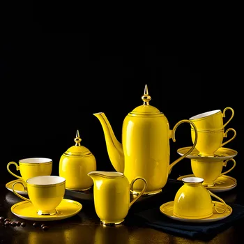 

European high-grade bone china coffee sets British afternoon tea sets royal Ceramic coffee cups and dishes Wedding Gift