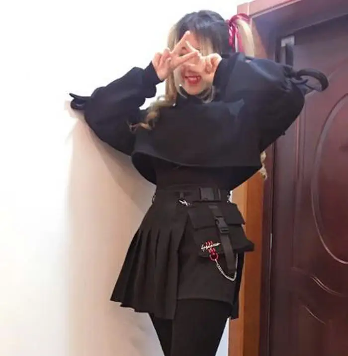 

2019 spring autumn short Sweatshirt Women's hot Sell hooded long-sleeved Jacket Korean version loose tie black Shirt