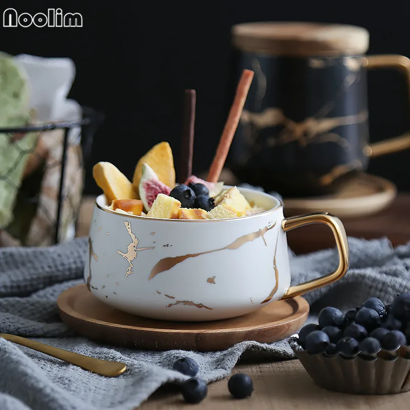 Роскошные скандинавские матовые керамические мраморные чайные кофейные чашки с деревянными блюдцами Золотая мраморная кружка