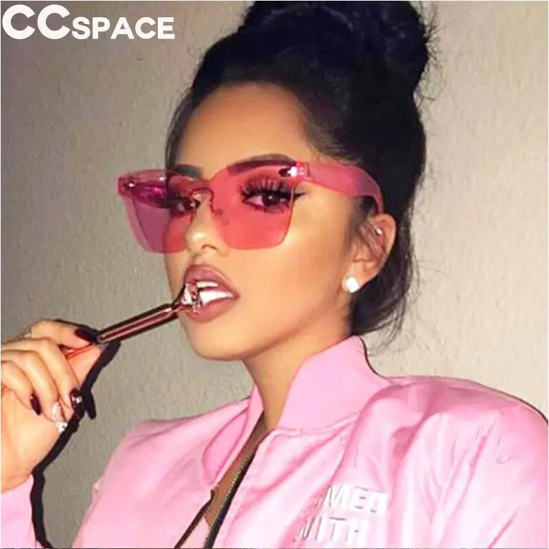 

2018 Fashion Sun Glasses Candy Color Transparent Shades Cat Eye Sunglasses Women Ladies One Piece UV400 Rivet Sexy Vintage 45396