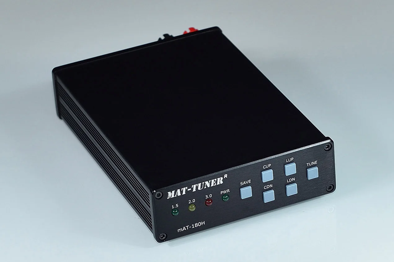 

MAT-180H Short Wave Automatic Skytone (ICOM Special Edition)
