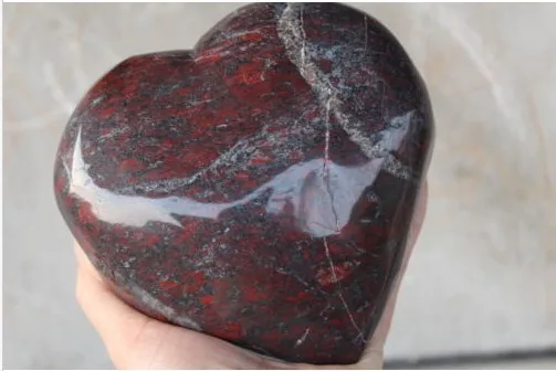 

4.13lb NATURAL PRETTY bloodstone QUARTZ CRYSTAL HEART