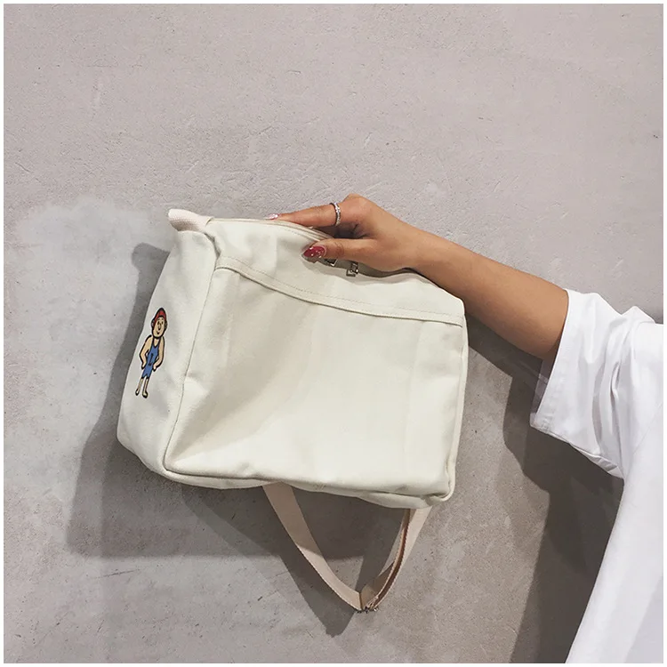 

Camelia Shoulder Bag Canvas Celebrity Bag