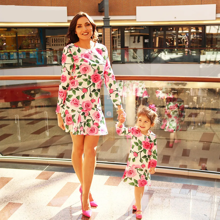 

2018 Mother Daughter Dresses Autumn Winter Family Matching Long Sleeve Flower Print Outfits Clothes Mom And Daughter Dress