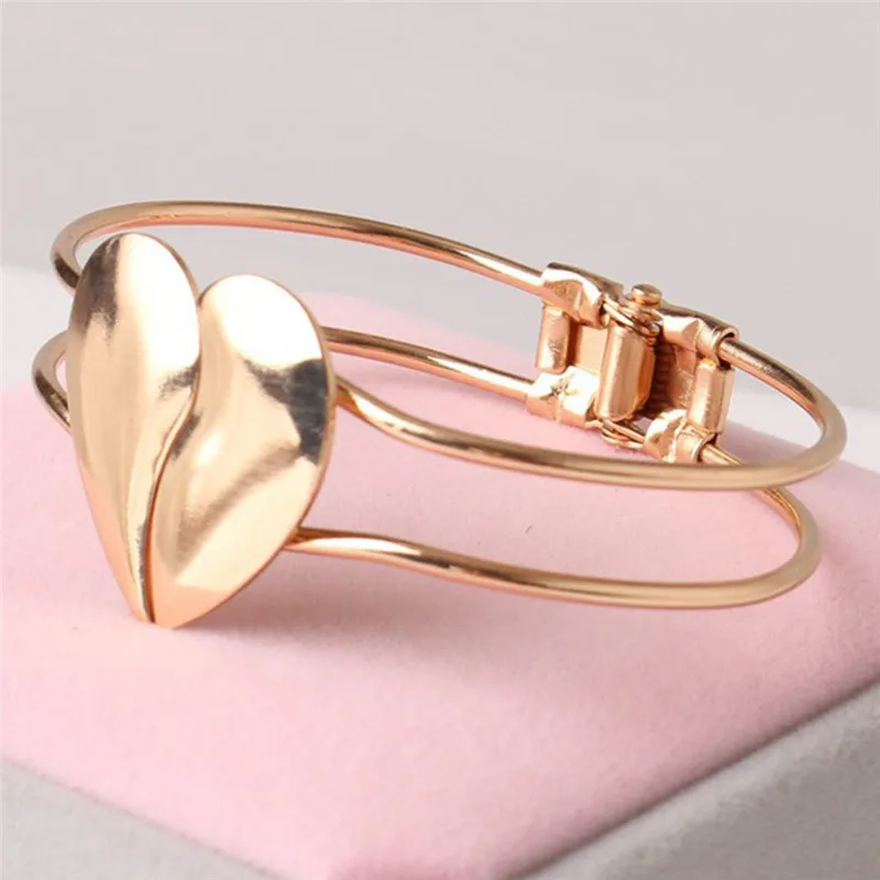 Link Chain Gold wristband charms a bracelet women