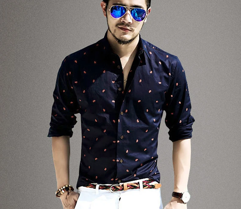 Corporate Clothing Catalogues Guylook presents the new cool, sexy and masculine men's apparel with the lowest price ever. Be the first one who discovers a wide selection of men's discount leather jackets,peacoats,jeans,shirts,tees,accessories and a lot more.