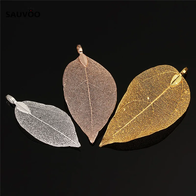 

Sauvoo 2pcs/lot Copper Hollow Big Leaves Vein Charms Pendant 4*6cm Rose Gold Silver Color for DIY Necklace Choker Making Finding