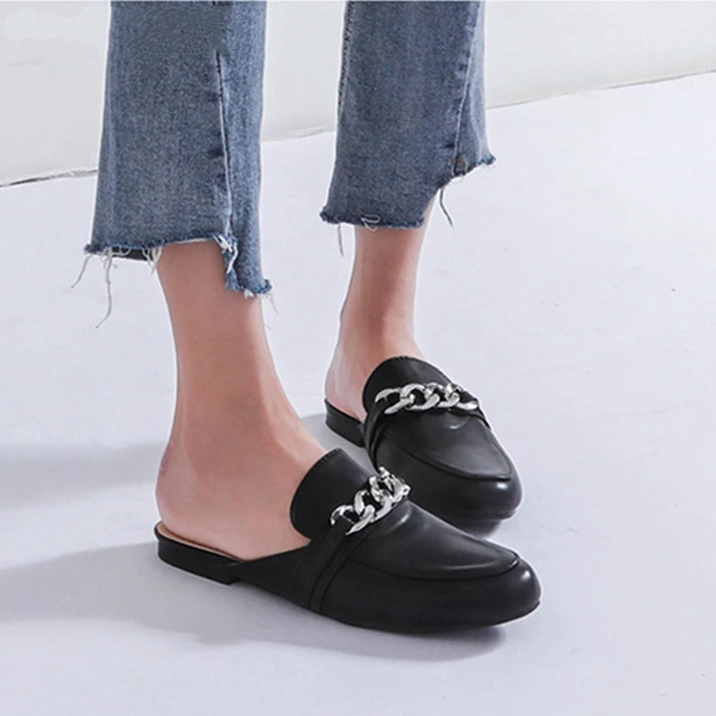 baratas 2018 Mulheres Chinelos de Verão Plus Size 36 41 Moda Chian Decoração Mulas Plana Fora Ocasional Das Senhoras Desliza Sapatos