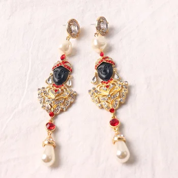 

Fashion goats face long section temperament pearls full of drunk thigh earrings temper earrings female 742
