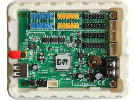

BX-6W1(Replace BX-5A1&WIFI) wireless indoor semi-outdoor and outdoor led moving sign led scrolling sign controller