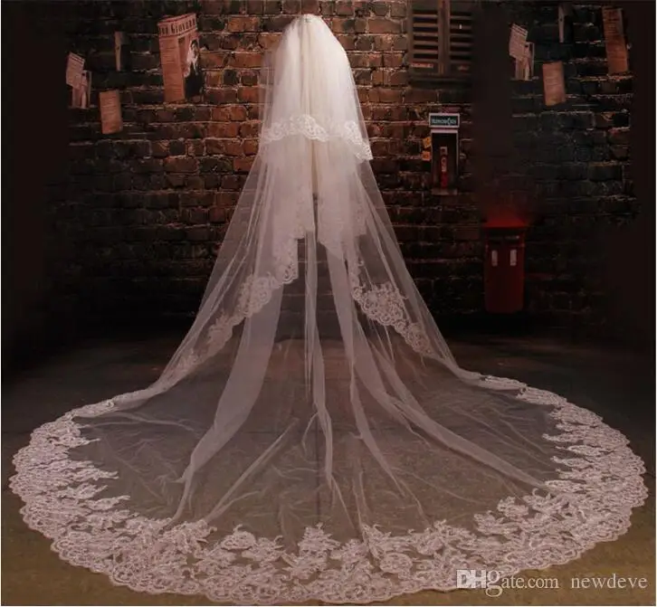 2019-fashion-designed-double-layers-bridal-veils-lace-appliques-beads-sequins-amazing-wedding-veils-wedding-dresses-accessories-customized (1)