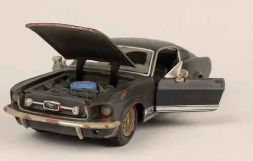 Maisto 1:24 старых друзей 1967 Ford Mustang GT литая под давлением модель гоночный автомобиль Транспортное средство Новое в коробке