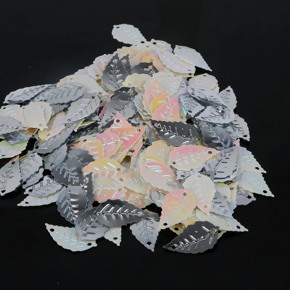 

Cheap Leaf PVC Bulk Sequins Silver/Rianbow Color DIY Clothing Accessories Stage Costume Jewelry Accessories For Sewing Decor