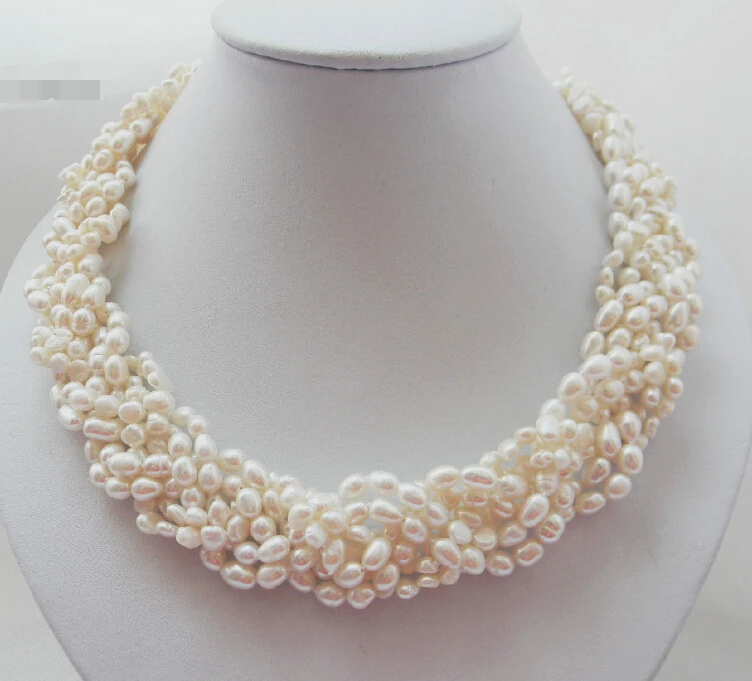 

Beautiful 17" White Rice Baroque Freshwater Pearl Necklace