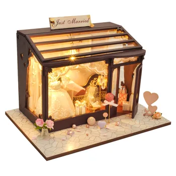 

CUTEBEE DIY Doll House Wooden Doll Houses Miniature dollhouse Furniture Kit Toys for children Christmas Gift TD24