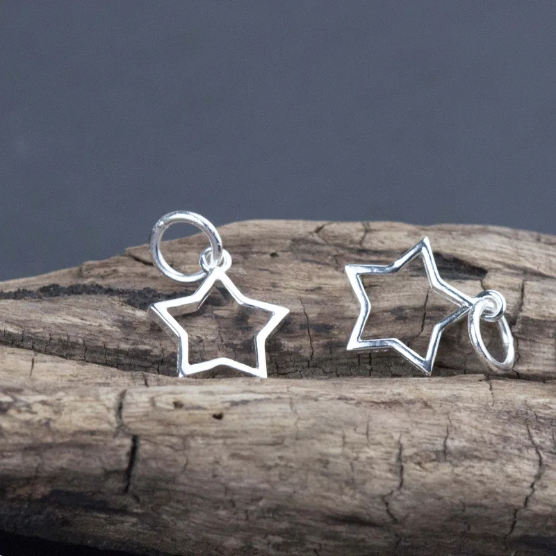 9606511889_210555885