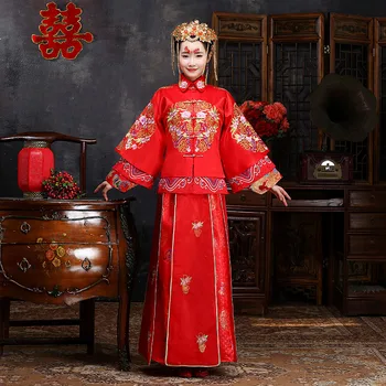 

Asian Bride Wedding Party Dressing Elegant Women Marriage Suit Chinese Vintage Embroidery Flower Cheongsam Lady Hanfu Clothing