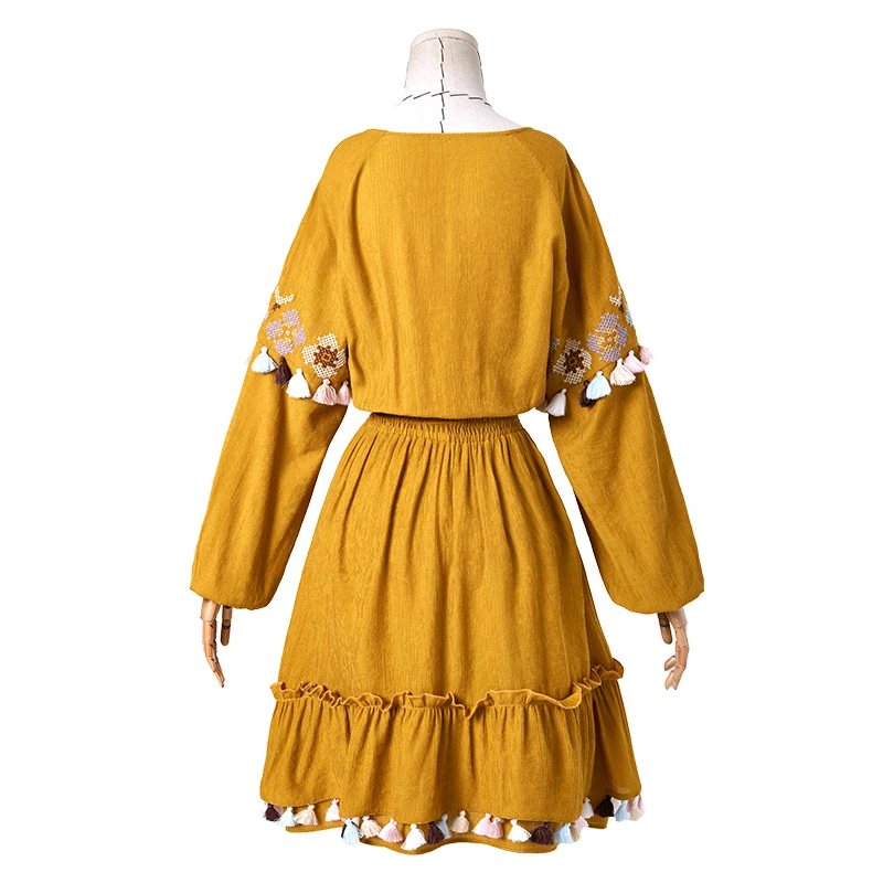 ARTKA весеннее Новое Женское платье с длинным рукавом Винтажный стиль Модное приталенное одноцветное платье трапециевидной формы с кисточками LA10991C