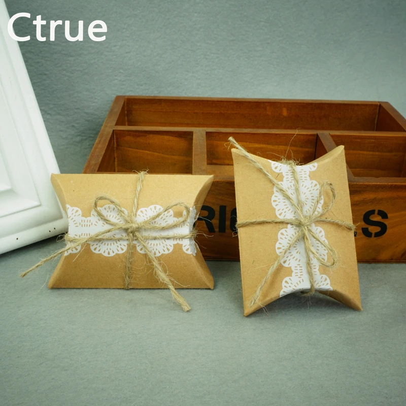50pcs-Kraft-Paper-Pillow-Candy-Box-Rustic-Wedding-Favors-Candy-Holder-Bags-Wedding-Party-Gift-Boxes