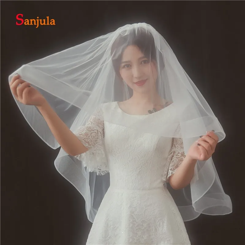 Simple elegante medio largo velo con peine marfil puro Tulle Puffy velos corto complementos boda V39 Simple elegante medio largo velo con peine marfil puro Tulle Puffy velos corto complementos boda V39