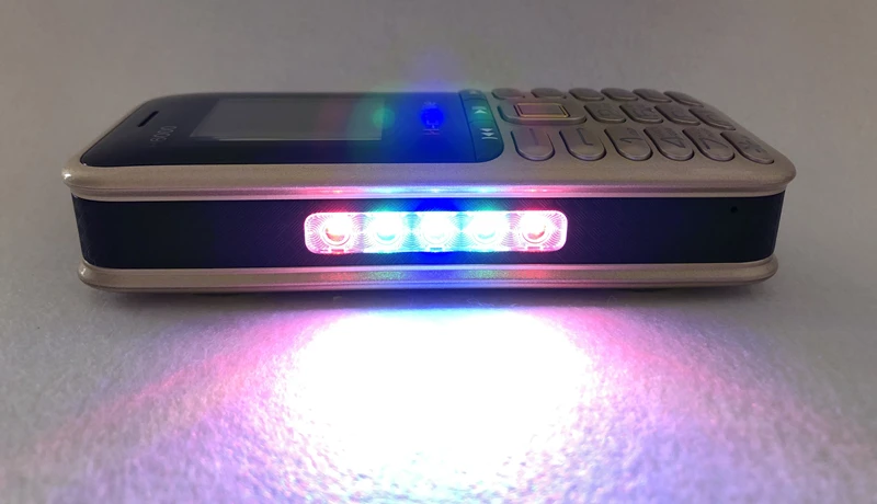 Реальные 4400 мАч, блок питания для мобильного телефона, 4 ядра, две Sim Bluetooth MP3 FM радио клавиатура 1,8 дюймов мобильный телефон H6000 русский Язык