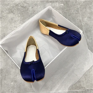 Newest Patchwork Split Toe Flat Shoes Woman Mixed Color Luxury Satin Butterfly-knot Slip On Ballet Flats Spring Women Shoes - Цвет: Dark Blue