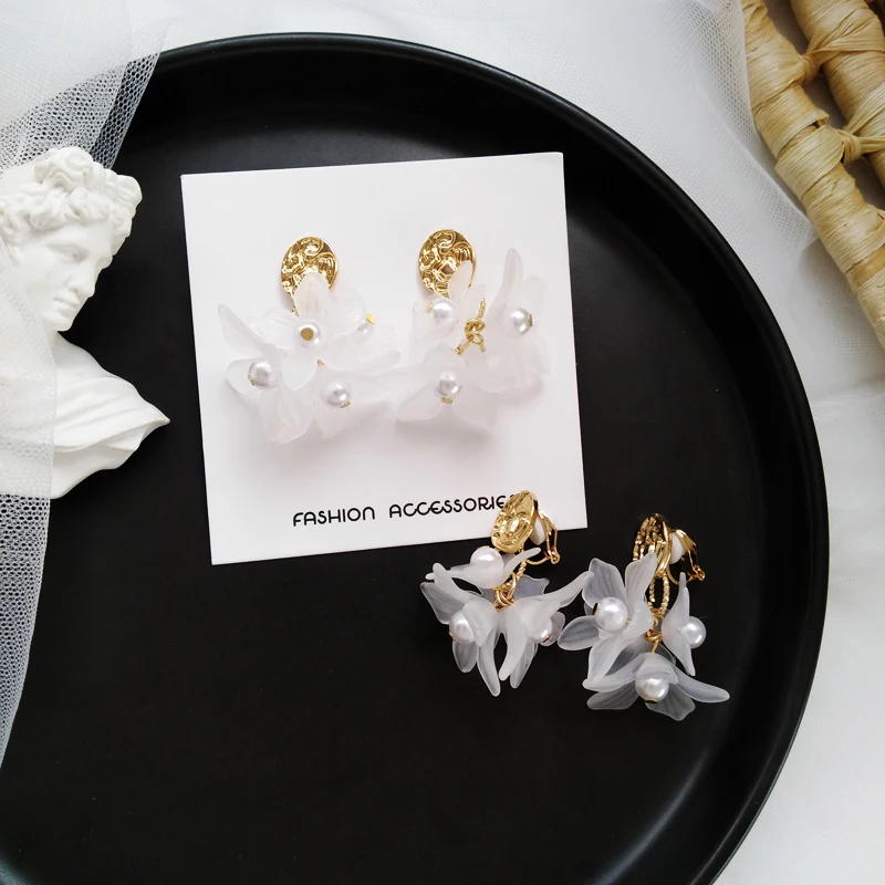 Модные орхидеи серьги белого цвета женские чистые цветочные формы серьги-гвоздики элегантные и нежные жемчужные серьги с кисточками для женщин
