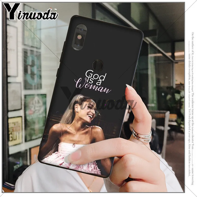 Cat Ar Ariana Grande