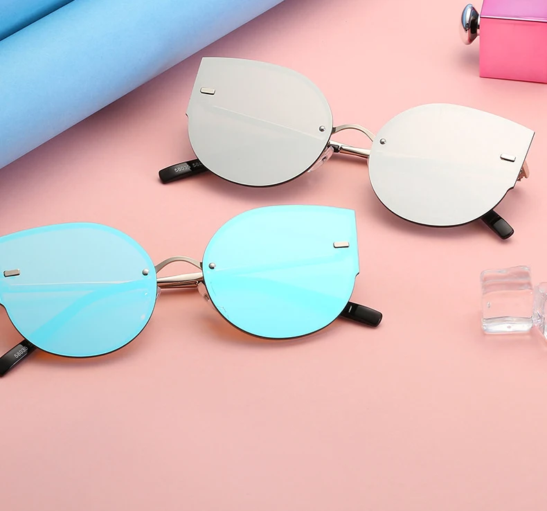 4270569357_1738747112