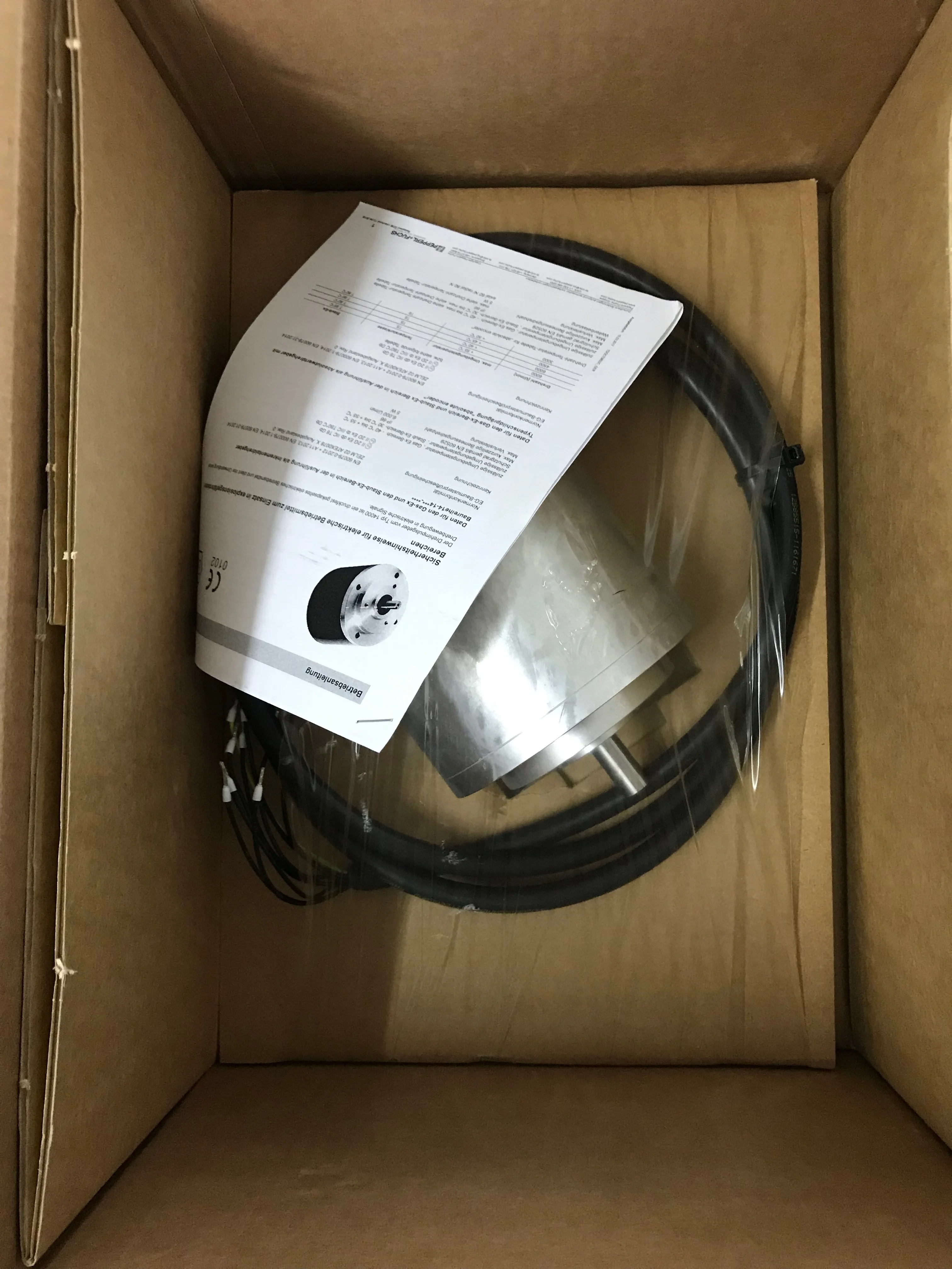 

14-14361-1024 Incremental Rotary Encoder Explosion-proof Encoder Spot