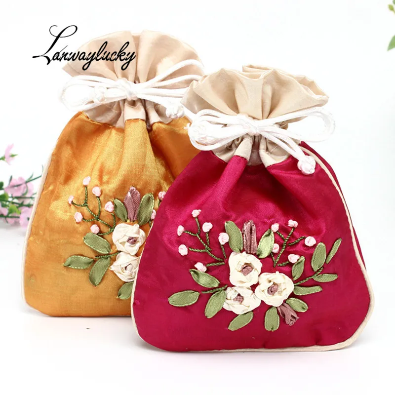 

12x16cm Flower Embroidery Gifts Bags Handmade Chinese Silk Jewelry Pouches Wedding Christmas Packaging Drawstring Organizer Bag