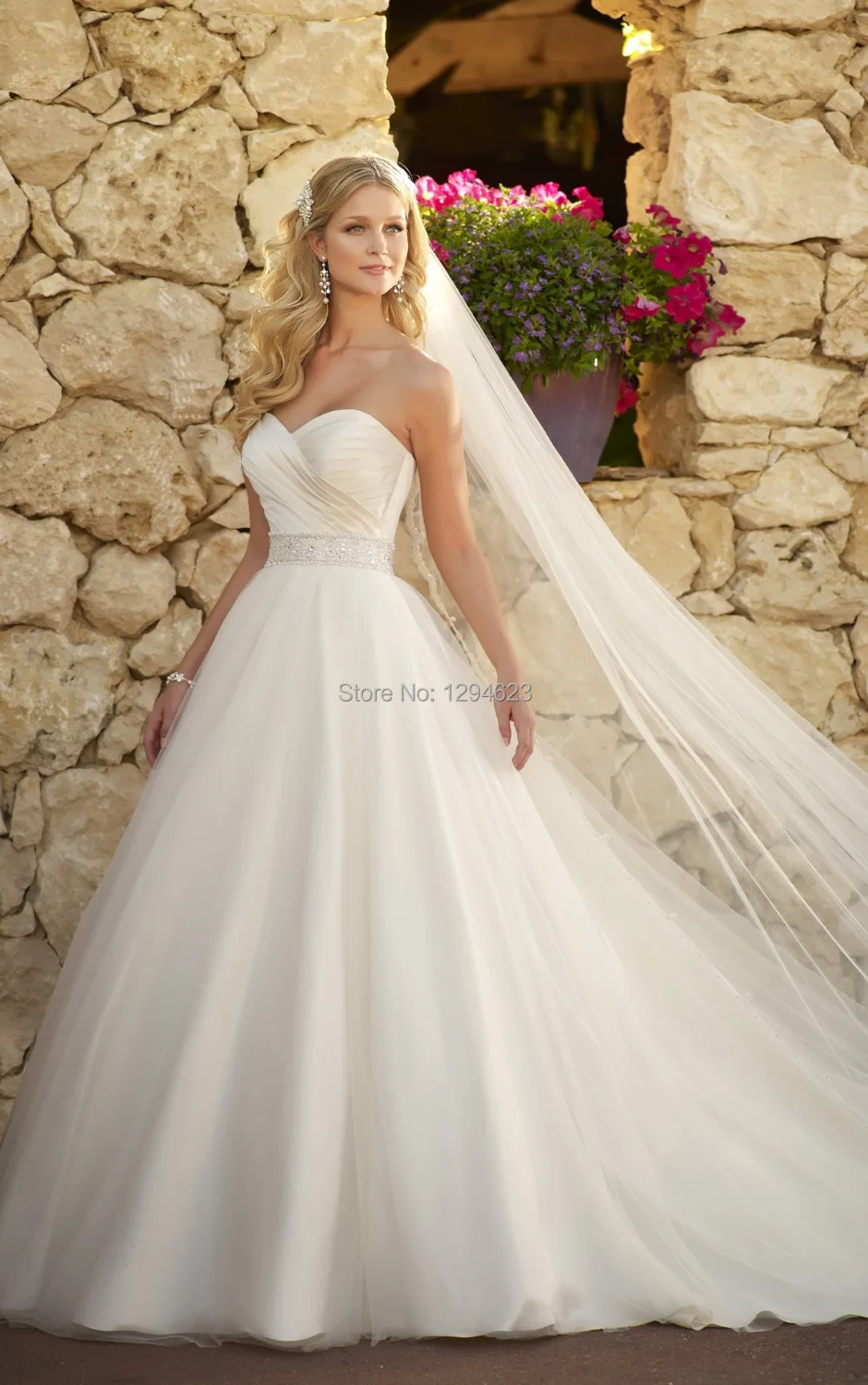 elegant tulle & Satin ball gown, wedding dresses