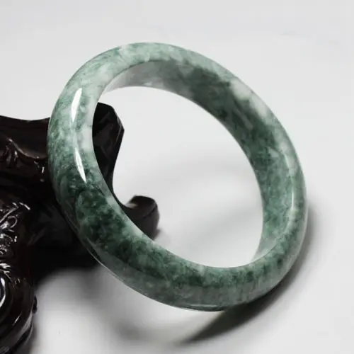 

2371 Beautiful Certified Grade "A" Natural Green Jadeite Jade Gems Bangle Bracelet