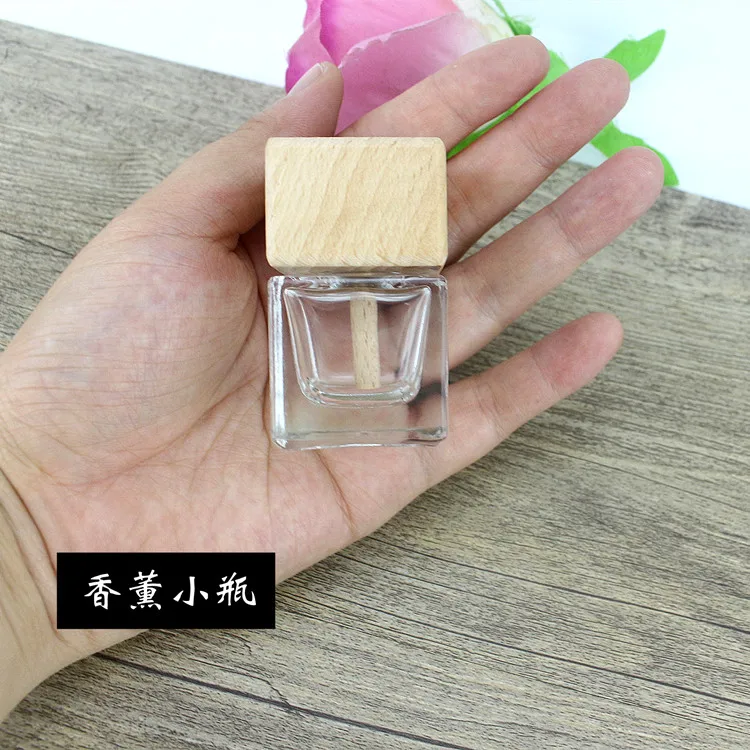 

15ML Square Display Bottle Perfume Glass Spray Bottle