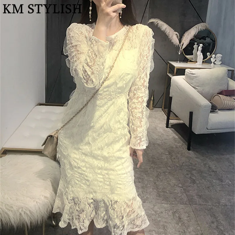 

2019 Early Spring New Palace Style Sweet Princess Dress Long Sleeve Beaded Lace Ruffled Fishtail Apricot Dress