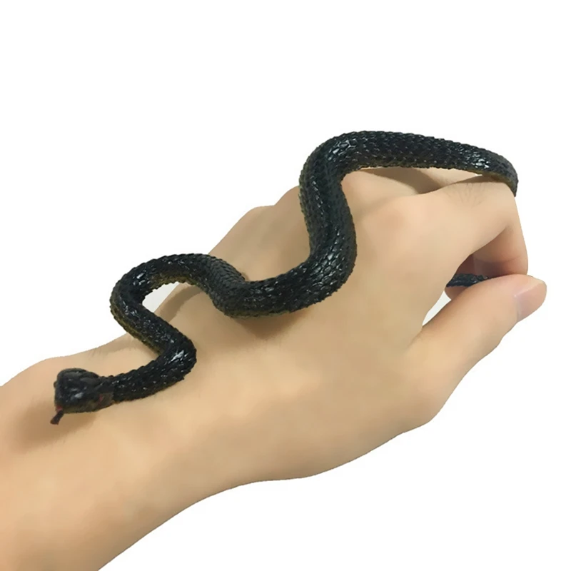 Novelty Halloween Gift Tricky Funny Spoof Toys Simulation Soft Scary Fake Snake Horror Toy For Party Event