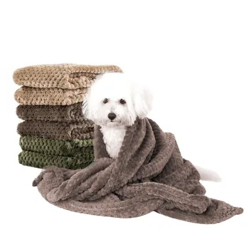 

3 Colors Dog Blanket Flannel Warm Pets Cats Bed Mat Cover Towel Pet Supplies Soft Solid Puppy Bed Cushion Bed Blanket for Dogs