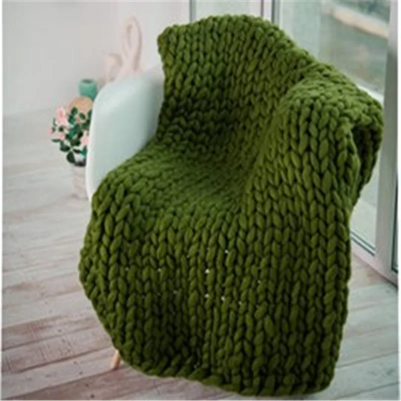 

Retro Style Dark Green Taking Props Thick Line Knitted Blanket Blending Anti-Pilling Used In Bed Sofa Plane Cobertor Blanket 1pc