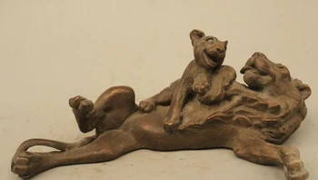 

Chinese Folk Feng Shui Bronze Mother & Son Hui Feng Lion Statue Sculpture
