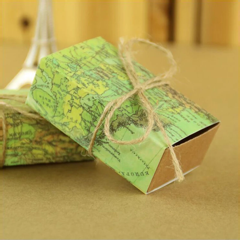 

100 Pcs Kraft paper World Map Cuboid Wedding Favor Candy Box Gift Boxes with String Wedding Birthday Party Decoration Supplies