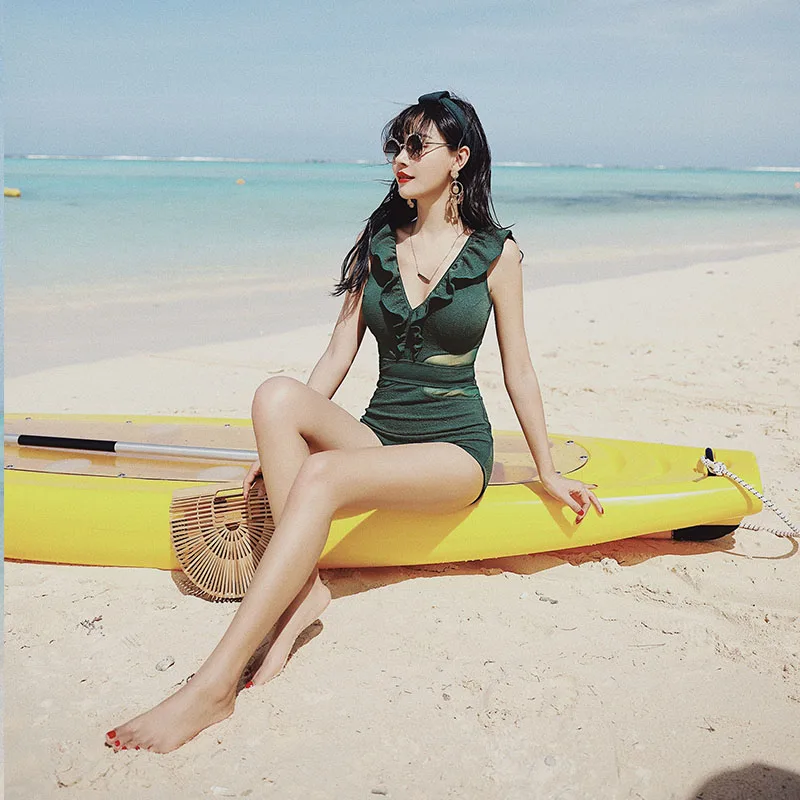 

Stitching bud silk one-piece women sexy South Korea ins goddess style swimsuit show thin black swimsuit