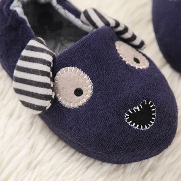 Kidadndy/зимняя хлопковая домашняя обувь для мальчиков Нескользящие синие домашние ботинки на 3-8 лет популярные детские тапочки на резиновой подошве CMC123YD