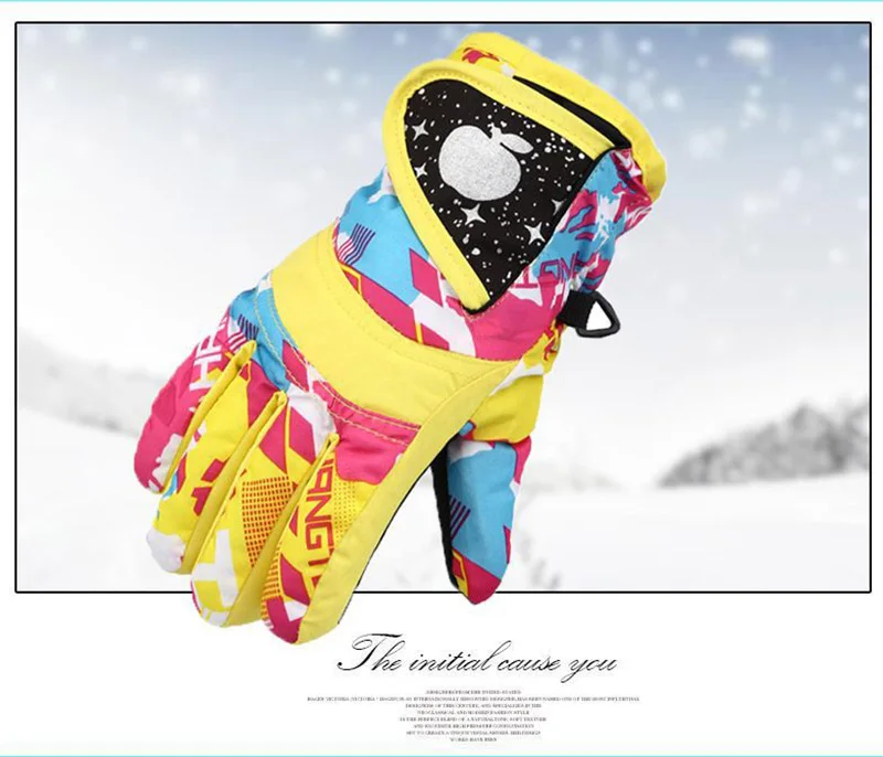 4736209229_2050277897