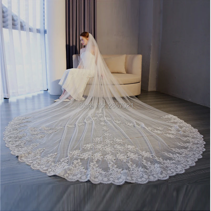 

Luxury Appliques 350cm Long 300cm Width Cathedral Bridal Veils Tulle In Stock Wedding Veils with Comb for Mariage Big Train 2018