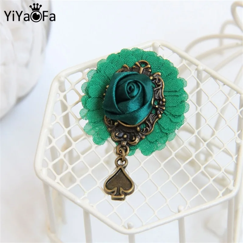 

YiYaoFa Handmade Vintage Corsage Pin Women Antique Fabric Brooch Buckle Clothing Retro Women Accessories BR-16