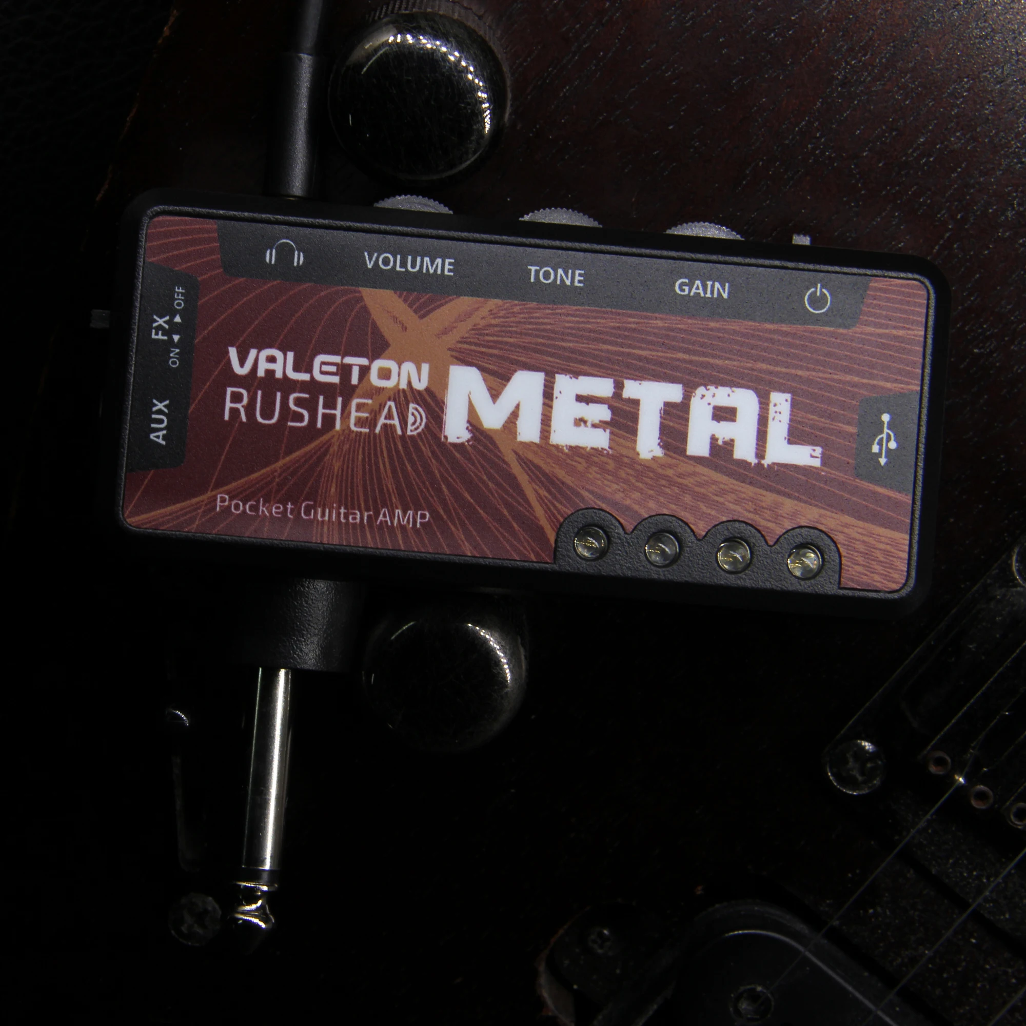 Valeton Pocket Guitar AMP RUSHEAD Metal Mini Amplifier USB Charge