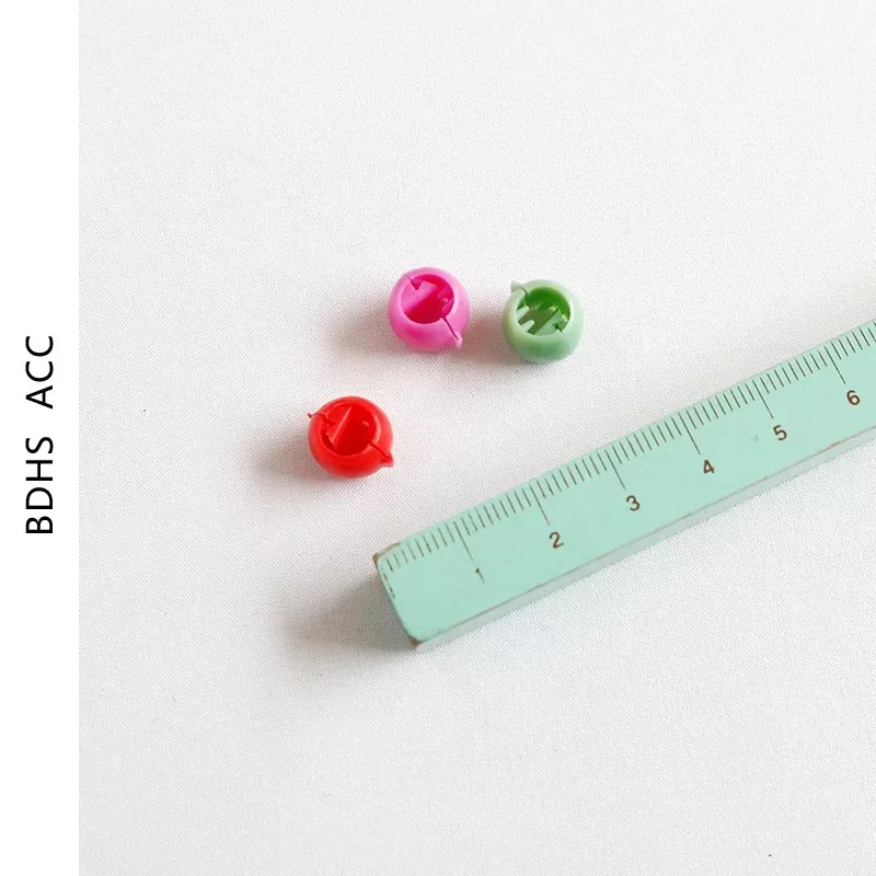 100pcs/Set Fashion Mini Hair Claws Clips Children Cute Candy Color Hair Accessories for Women Girls Plastic Headwear