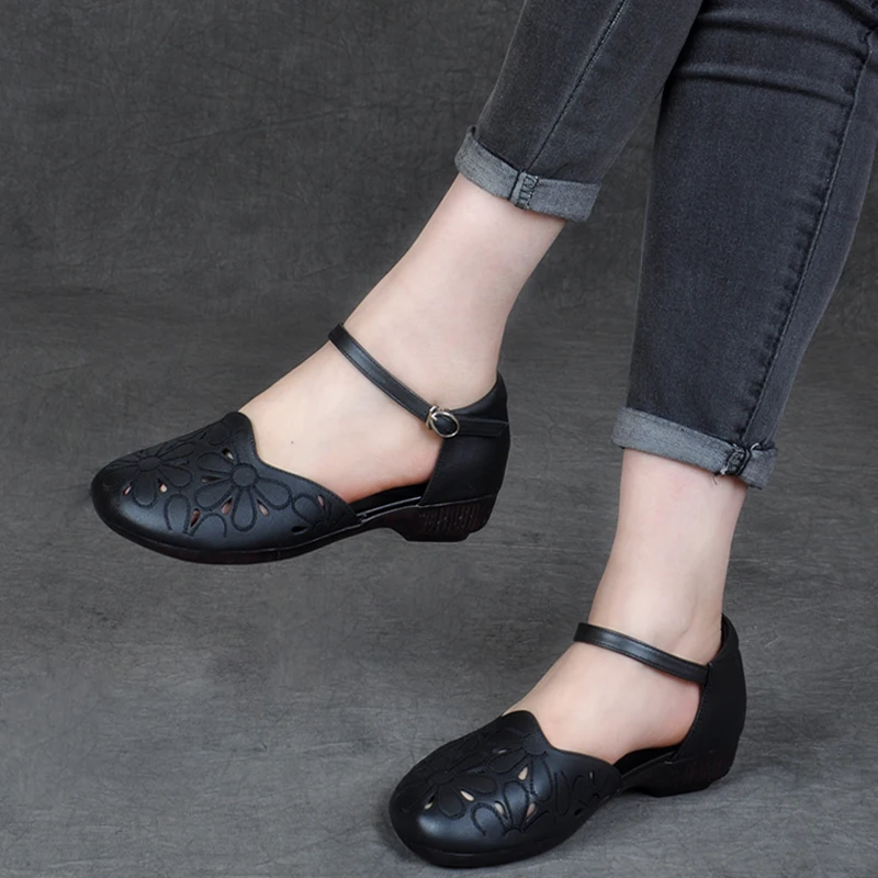 Women Leather Sandals Low Heels Embroidery 2019 Summer Shoes Girls Casual Sandals White Handmade Genuine Leather Women Sandals Women Leather Sandals Low Heels Embroidery 2019 Summer Shoes Girls Casual Sandals White Handmade Genuine Leather Women Sandals