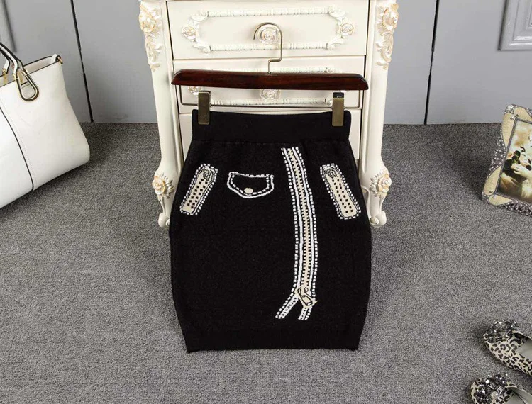 Women's Knitted Sweater Yang's Same Skeleton Pattern Black Sweater 2019 Pullovers O-Neck Wool Black Women Sweater